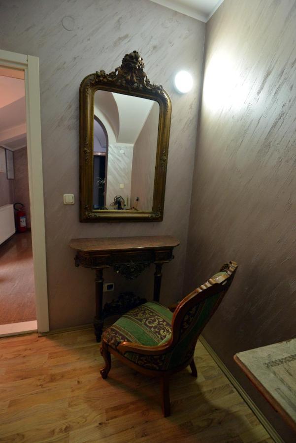 Garni Hotel Kaca ครากูเยวัตส์ ภายนอก รูปภาพ
